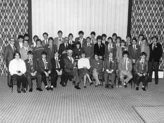 1978 group photo in 1982 - 1.jpg (250323 bytes)