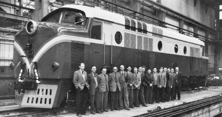 English Electric Sudan Locomotive with Les Savage, Andy Forret,  Fank Yeates, Arthur Jepson, Ken Lord,  Ken Laybourne, Jake Proudlove, Bill Cross,  John Molineux, Clive Allison, John Laird, Terry Birkinhead, Ray Jackson, Alan Sturgess,&nbsp;Eric Littler,  Alex Sorokin.