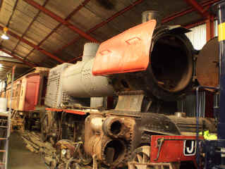 J 516 Healesville railway 4 Apl 2010